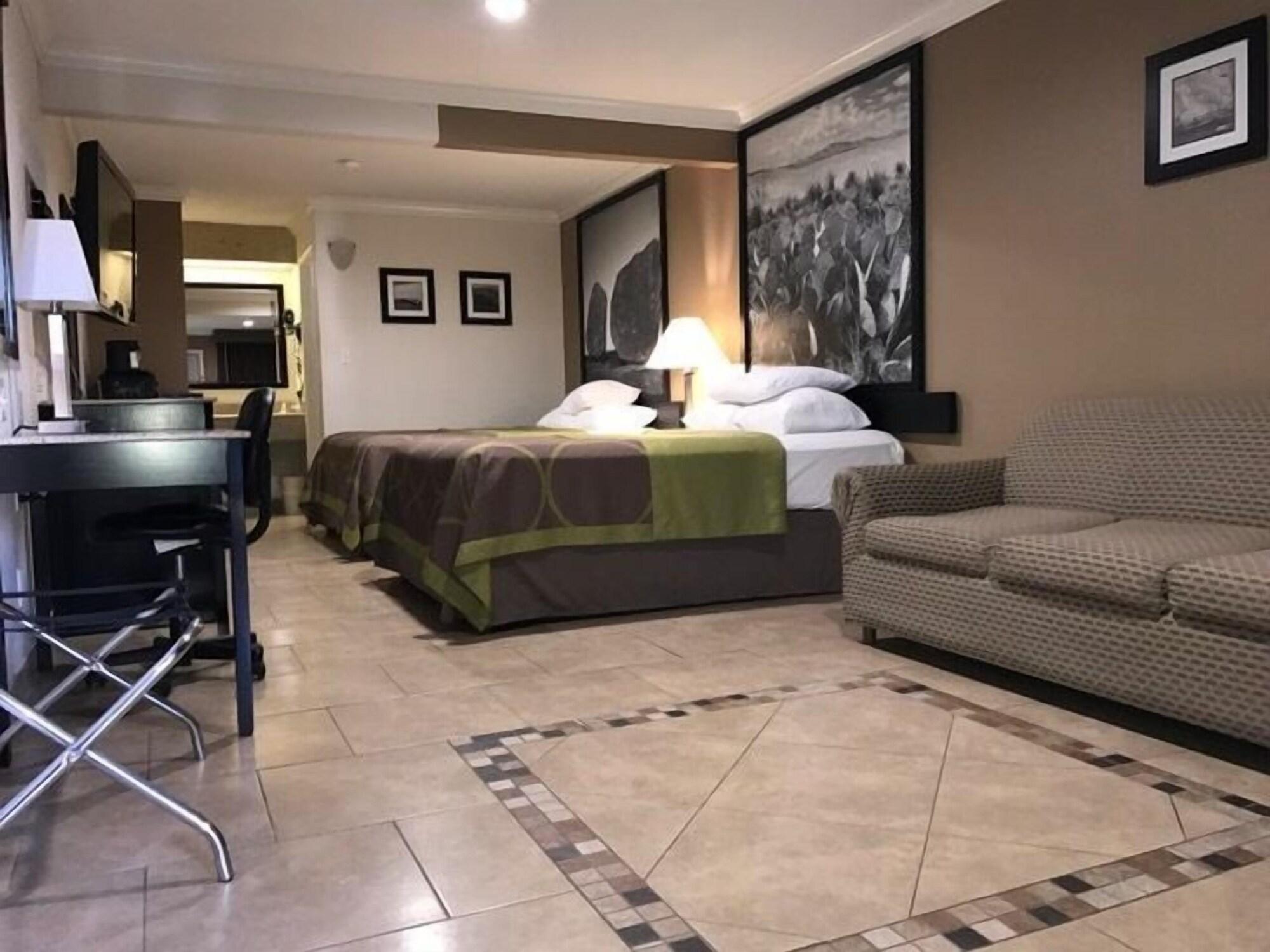 Super 8 By Wyndham Mcallen-downtown-airport-la Plaza Mall Motel McAllen