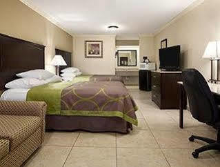 Super 8 By Wyndham Mcallen-downtown-airport-la Plaza Mall 2*