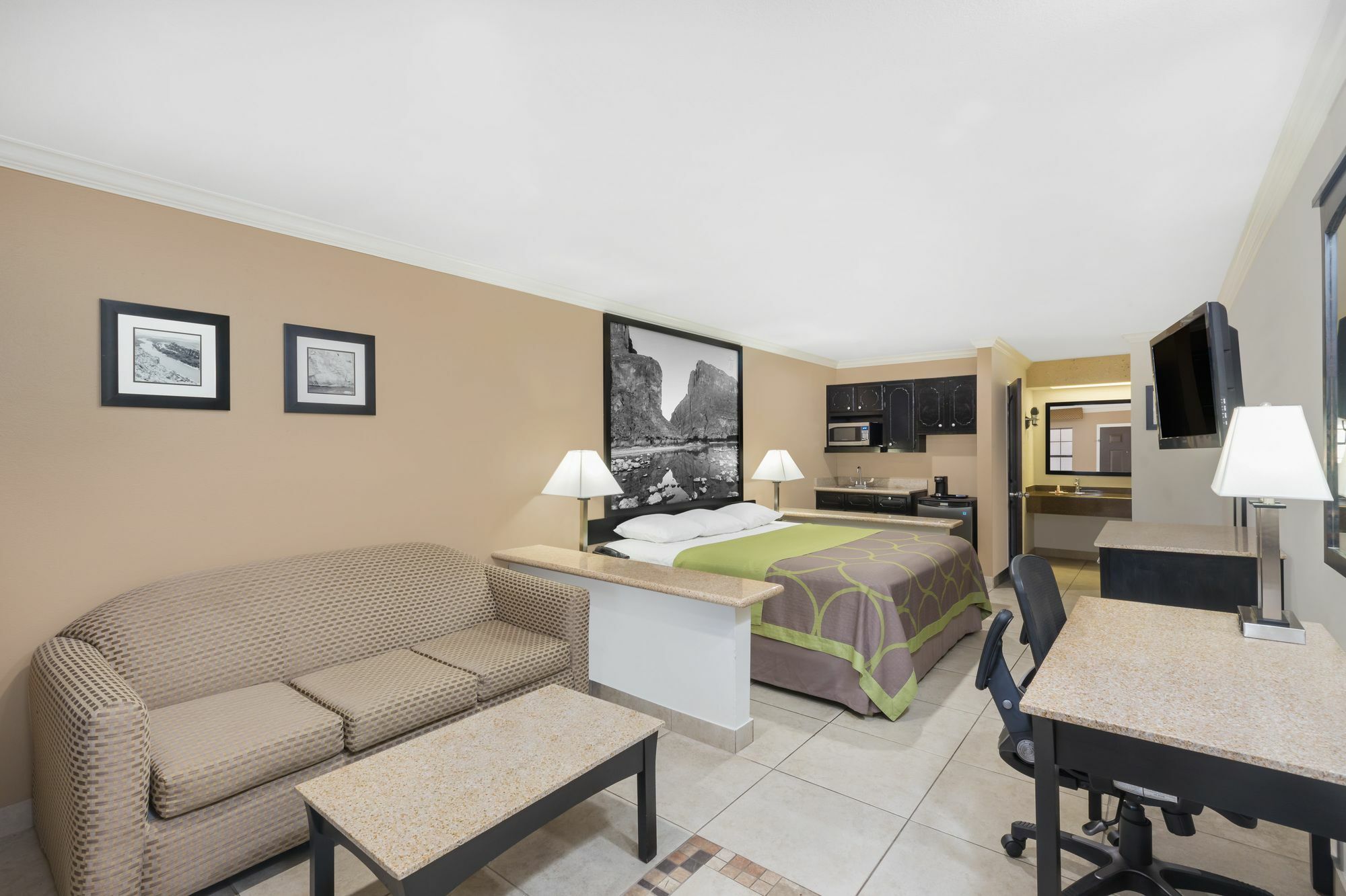 Motel Super 8 By Wyndham Mcallen-downtown-airport-la Plaza Mall McAllen